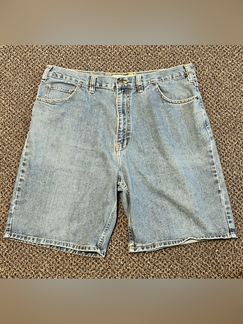 Men's Light Wash Denim Jean Shorts - Classic Five-Pocket Style